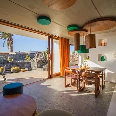 Canaryislandshost I Soul Famara